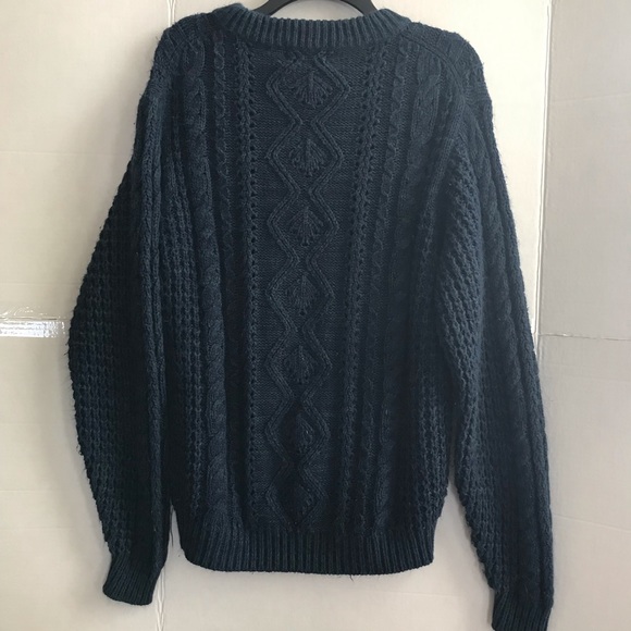 South Mountain cable knit sweater size large - Picture 5 of 6